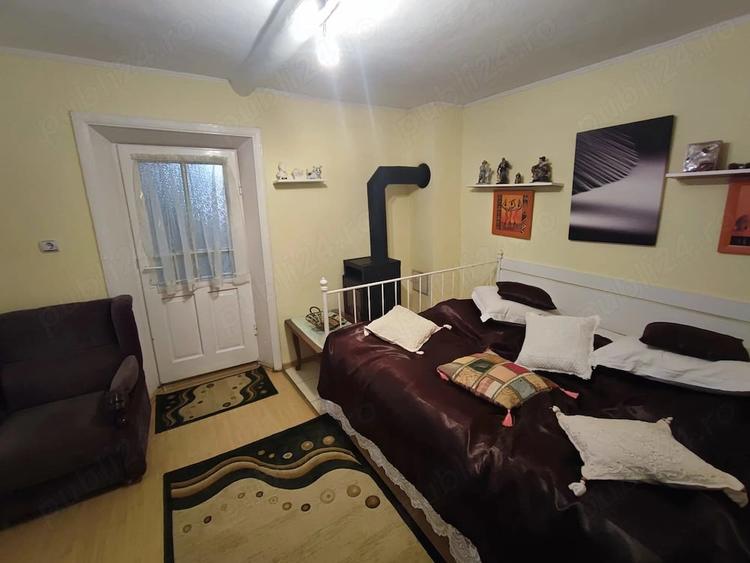 Casă cu Teren 2600 Mp în Slava Rusă