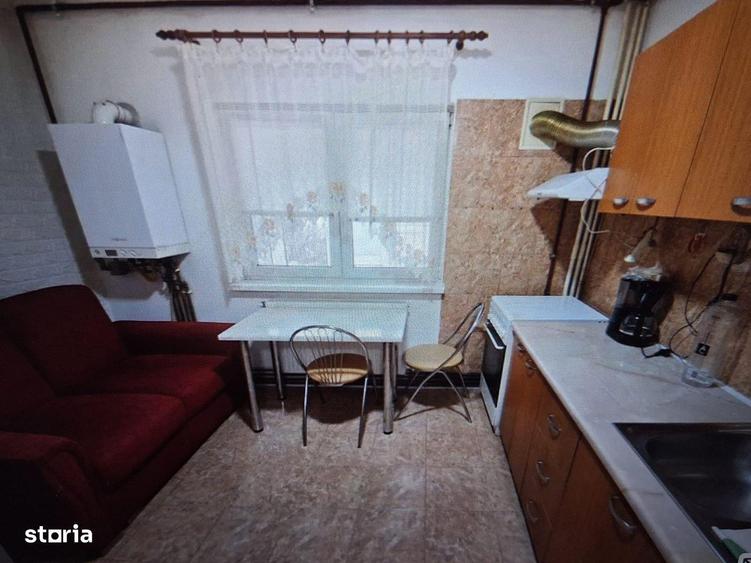 Garsonieră decomandată în Colentina