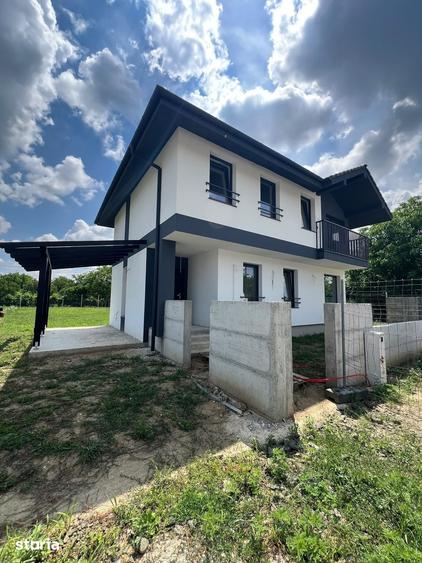 Casă cu 3 camere cu Teren 660 Mp în Burdea