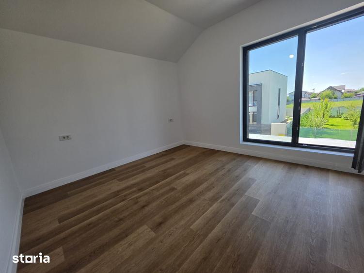 Casa 5 Camere | Cartierul nou - 1