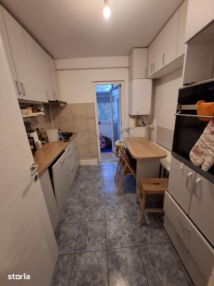 Apartament cu 3 camere decomandat, mobilat în Galata — fotografia 1