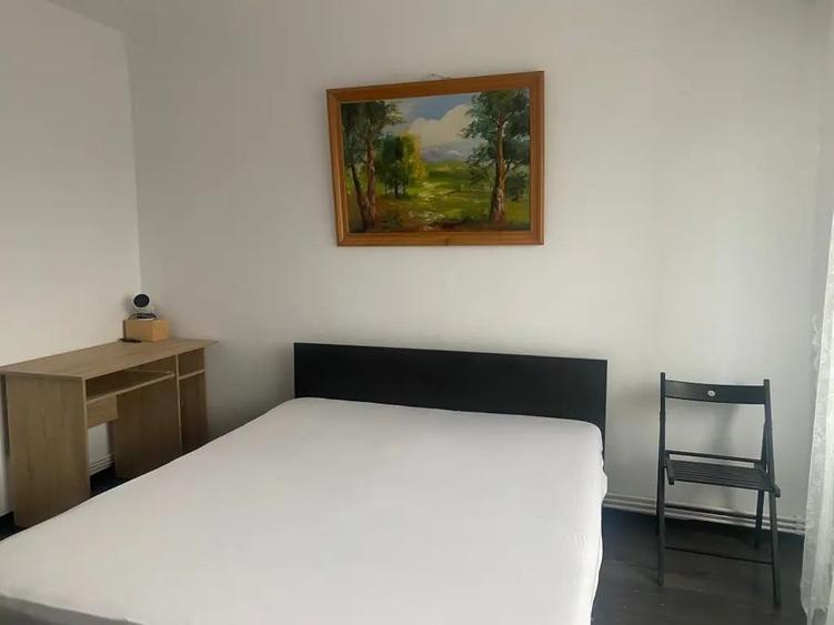 Apartament cu 2 camere semidecomandat în Păcurari