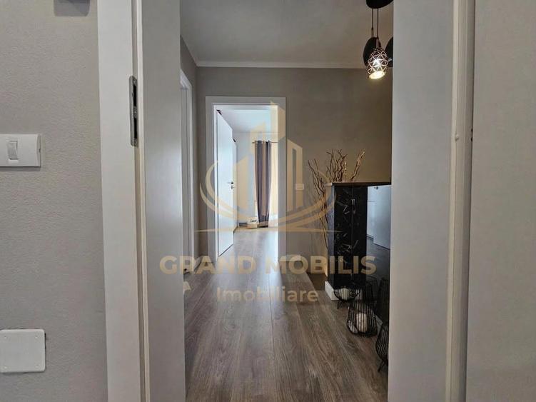 Duplex cu 3 camere cu Canalizare în Dumbrăvița