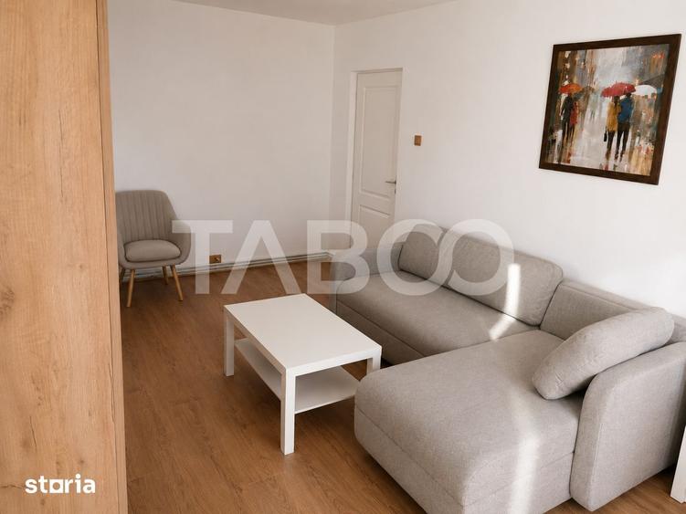 Apartament cu 3 camere decomandat, mobilat în Central
