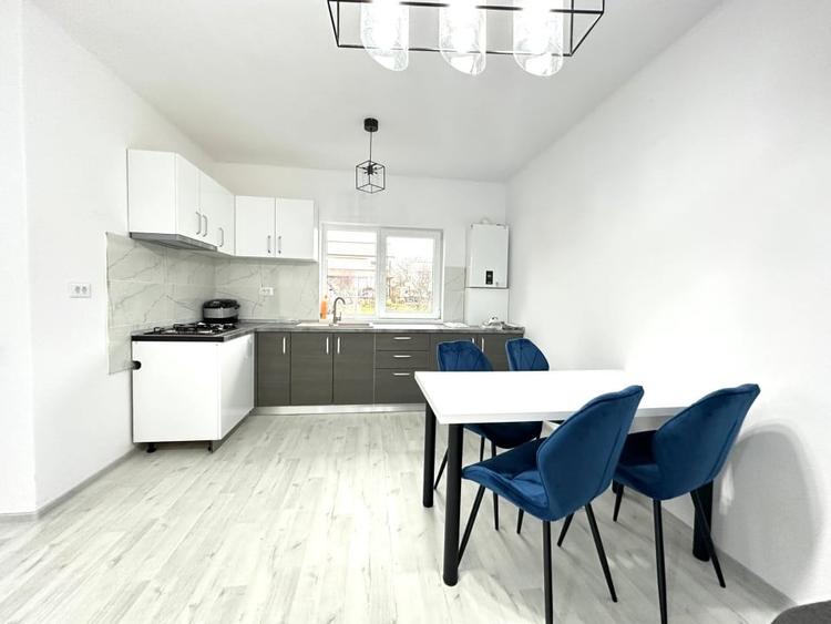 Duplex cu 3 camere cu Canalizare în Sânandrei