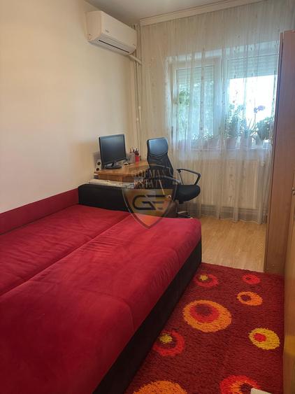 Apartament cu 4 camere decomandat, mobilat în Energia