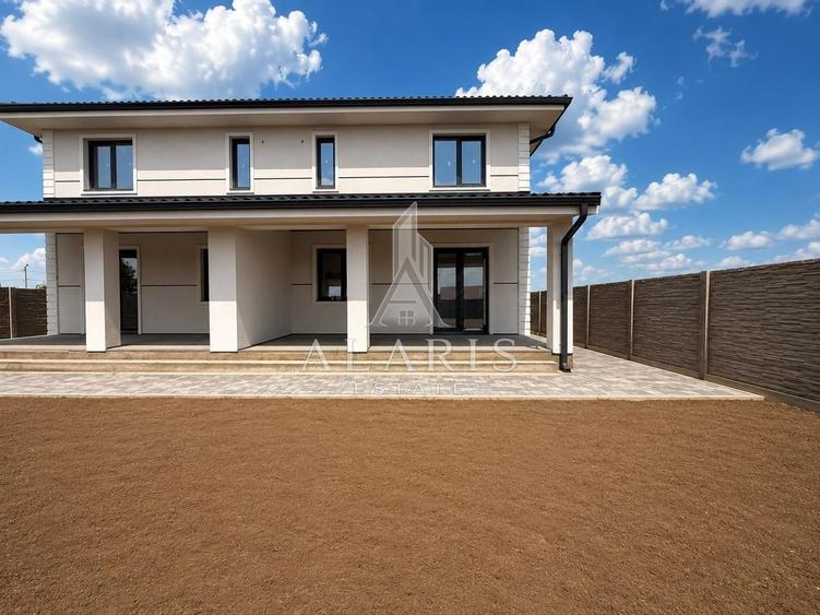 Duplex cu 5 camere cu Canalizare în Moșnița Nouă
