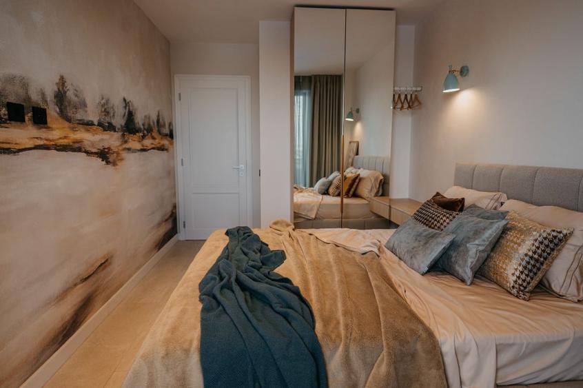 Apartament cu 2 camere decomandat, mobilat în Central