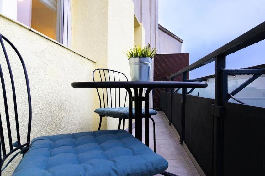 Apartament cu 2 camere semidecomandat în P-ța Romană