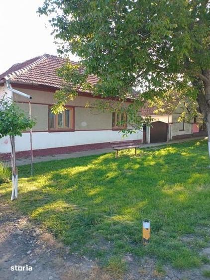 Casă cu 3 camere cu Teren 1433 Mp în Șimand