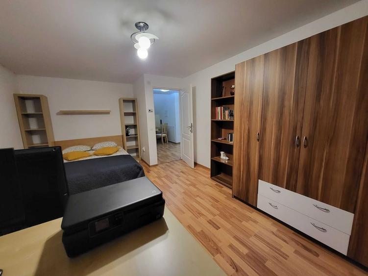 Casă cu 4 camere cu Teren 600 Mp în Central