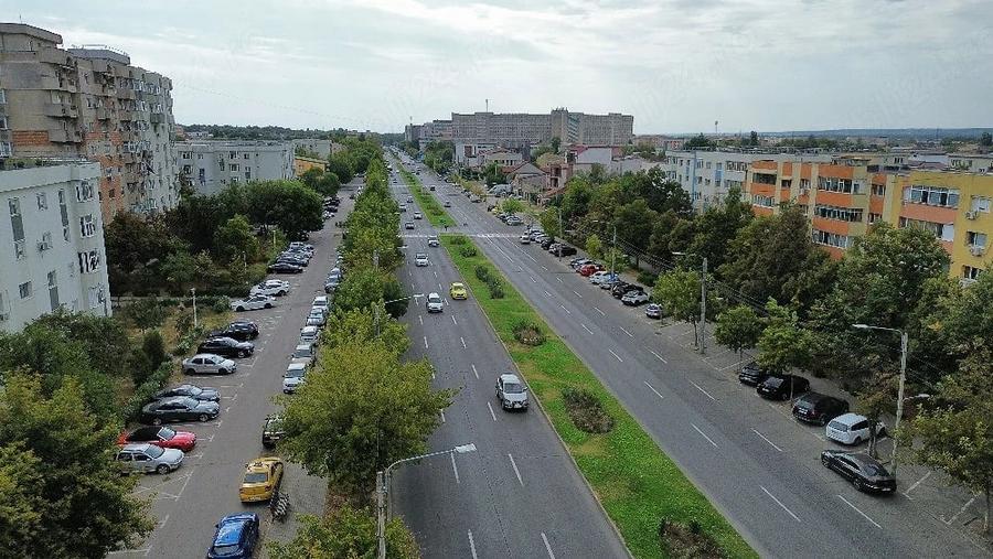 Apartament cu 2 camere decomandat în 1 Mai