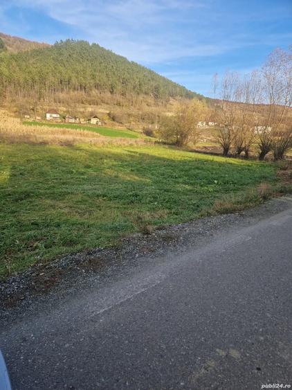 Vand tren intravilan 1400 mt in Comuna Mociu - 4