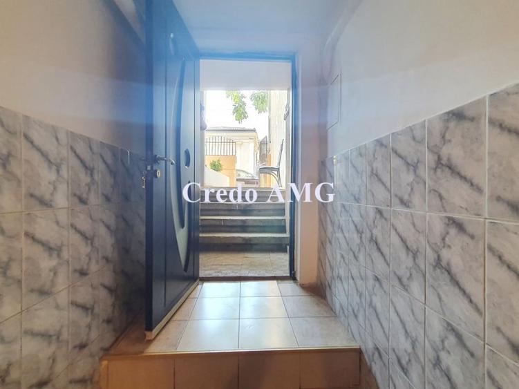 Apartament cu 2 camere semidecomandat în Calea Călărașilor
