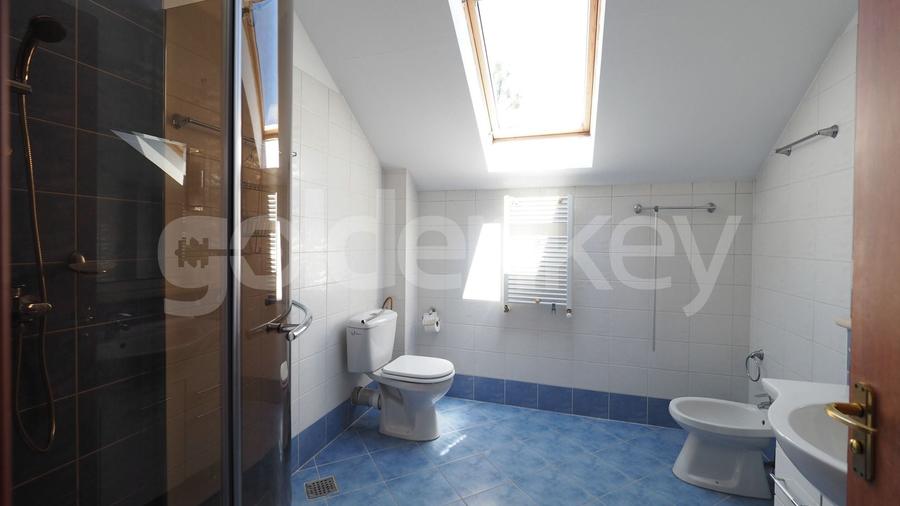 Vilă cu 5 dormitoare | piscina | 550mp gradina | garaj dublu - 14