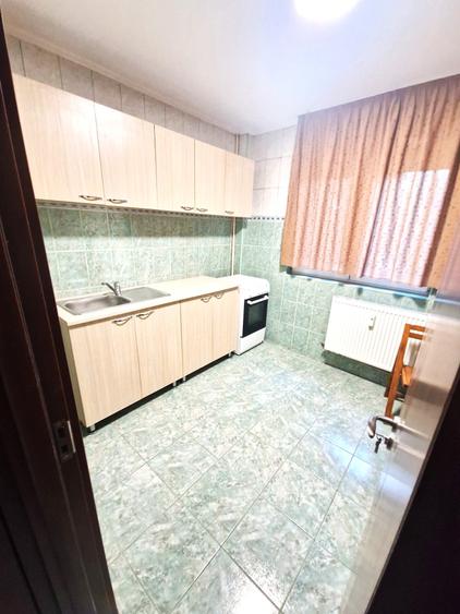Apartament cu 2 camere decomandat în Drumul Taberei