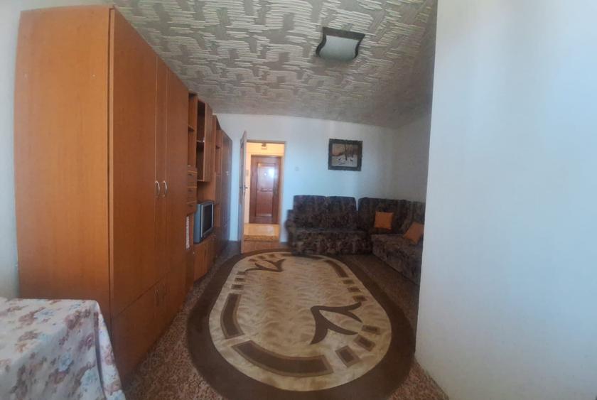Apartament 2 camere de inchiriat Tractorul - 4