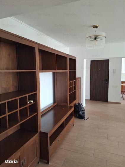 Apartament cu 3 camere decomandat în Centrul Civic