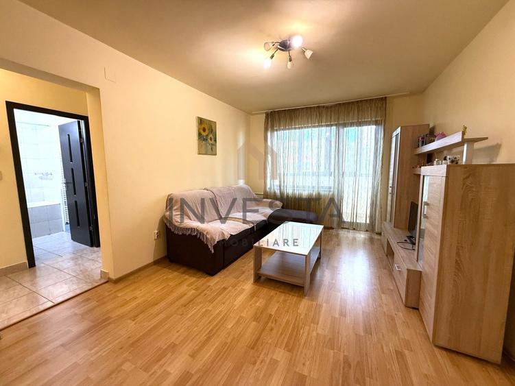 Apartament cu 3 camere decomandat, mobilat în Gheorgheni