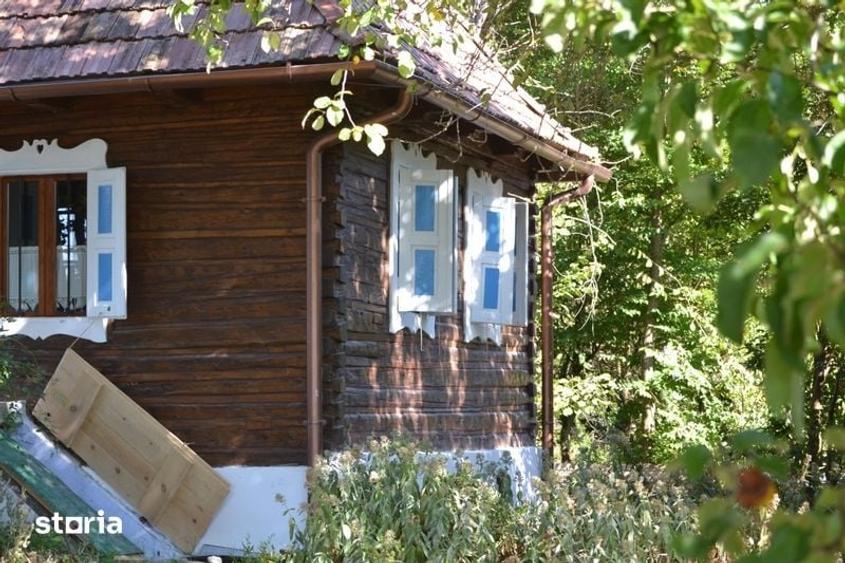 Casă cu 3 camere decomandat cu Teren 70 Mp în Ozun
