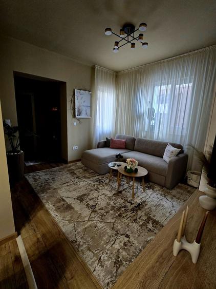 Casă cu 2 camere în Central