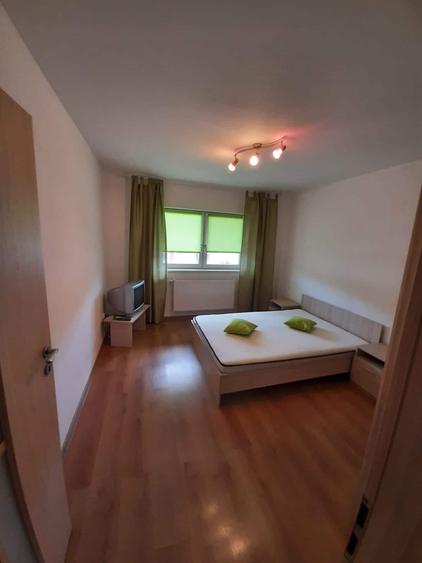 Apartament cu 3 camere decomandat în Șelimbăr