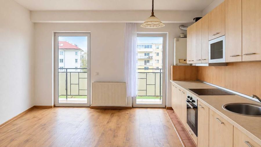 Apartament cu 2 camere decomandat în Florești