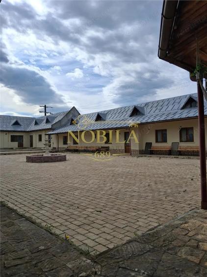 Spațiu comercial, de 900 mp, în Borzești