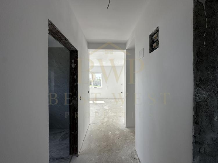 Duplex cu 4 camere cu Canalizare în Moșnița Nouă
