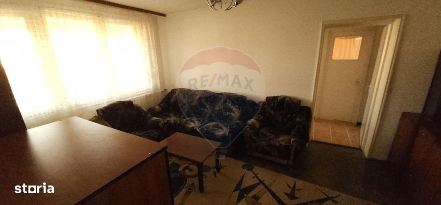 Apartament cu 2 camere semidecomandat în Dudașu