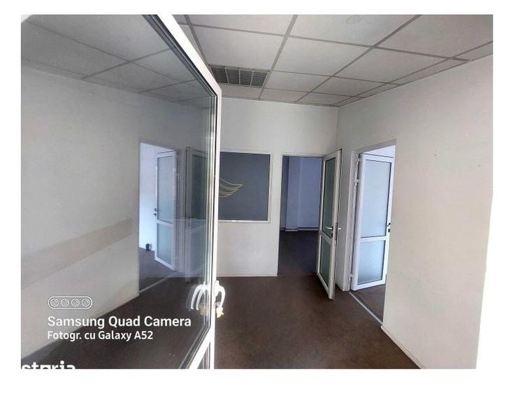 Casă cu 9 camere cu Teren 170 Mp în Vitan