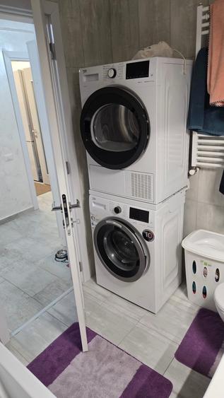 Apartament cu 3 camere decomandat în Drumul Taberei