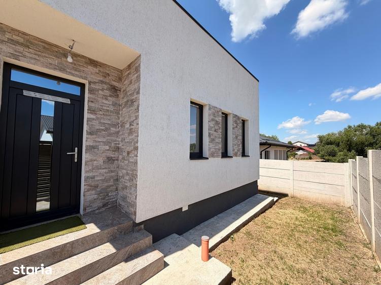 Casă cu 4 camere cu Teren 353 Mp în Berceni