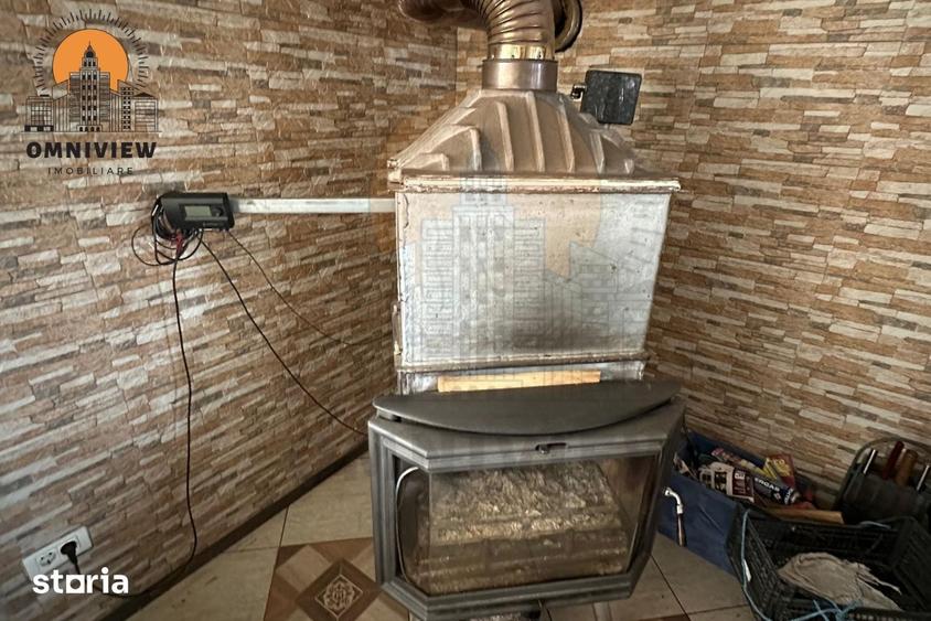 Casă cu 5 camere cu Teren 530 Mp în Stupini