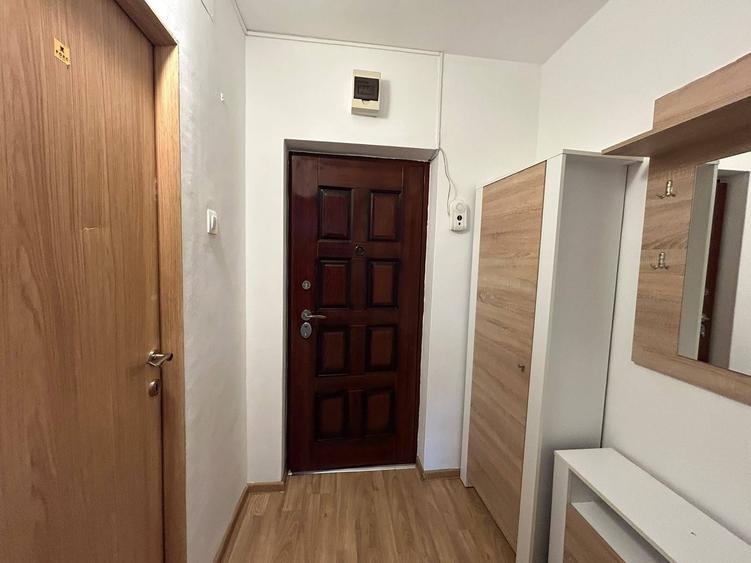 Garsonieră decomandată, mobilată în Măgurele