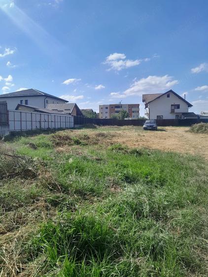 Teren de 1041 mp, în Tancodrom