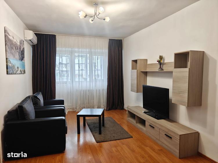 Apartament cu 3 camere semidecomandat, mobilat în Drumul Taberei