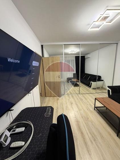 Apartament cu 2 camere decomandat în Militari
