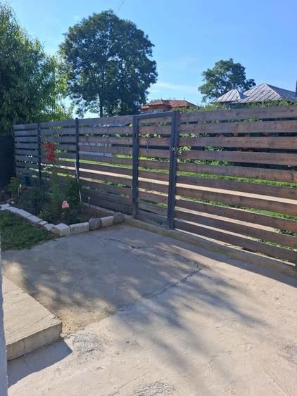 Casă cu 3 camere în Gliganu de Sus