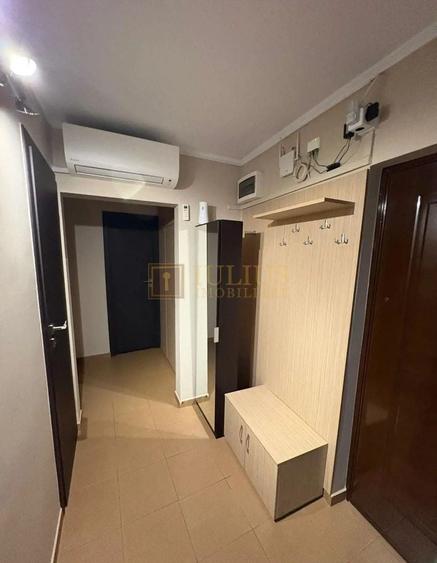 Apartament cu 3 camere decomandat în Lunei
