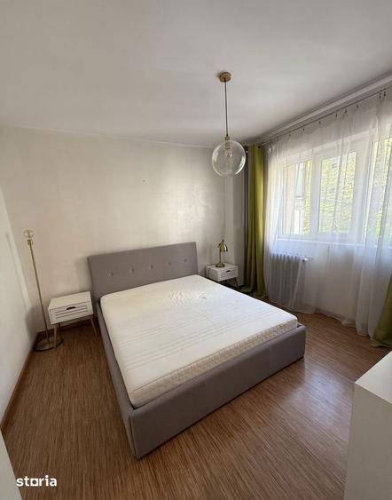Apartament cu 2 camere semidecomandat, mobilat în Tineretului