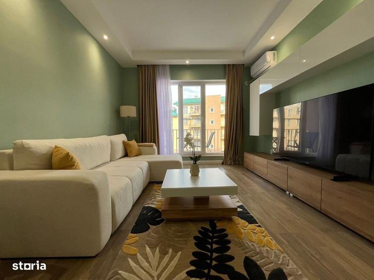 Apartament cu 4 camere decomandat în Pipera