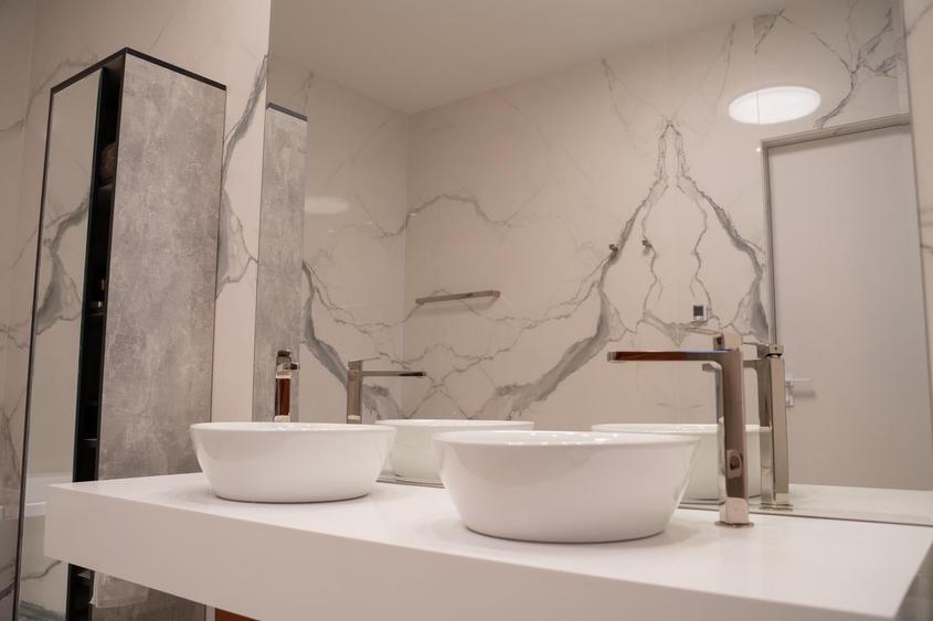 Apartament cu 4 camere decomandat, mobilat în Floreasca