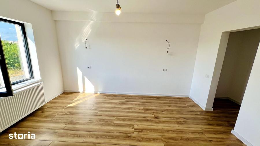 Casă cu 5 camere cu Teren 300 Mp în Prelungirea Ghencea