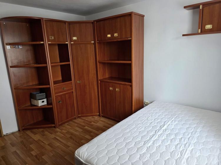 Apartament cu 3 camere decomandat în Mărăști