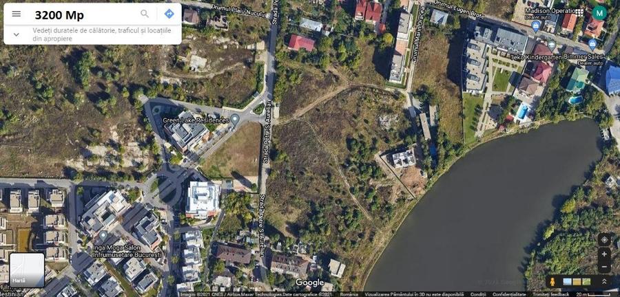 Teren de 3600 mp, în Sisești
