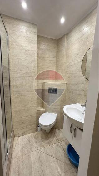 Apartament cu 2 camere nedecomandat în Tătărași