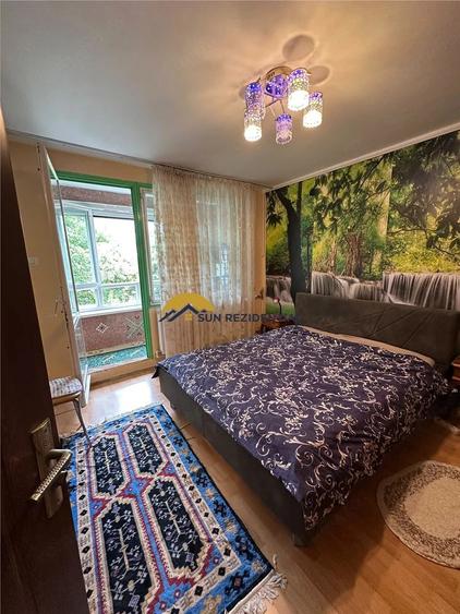 Apartament cu 3 camere decomandat în Berceni