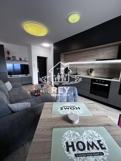Apartament cu 2 camere semidecomandat în Turnișor