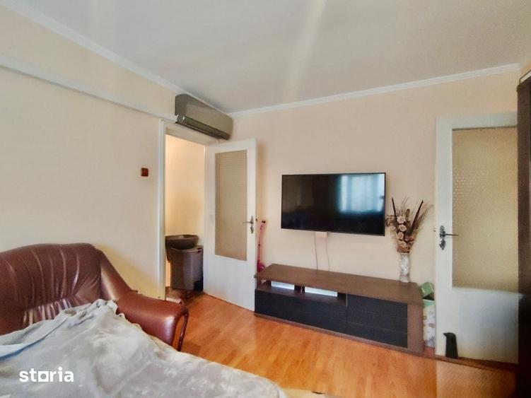 Apartament cu 3 camere în Nufărul